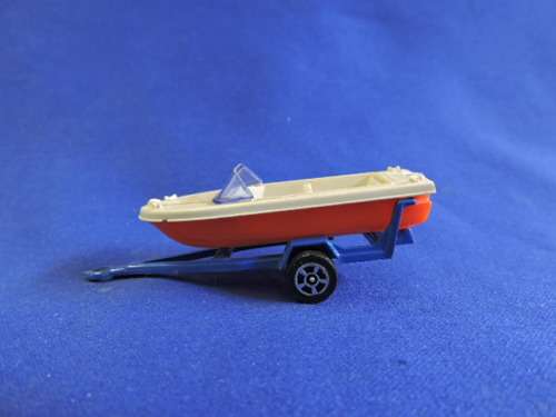 Corgi Juniors  SPEED BOAT AND TRAILOR  Loose like Hot Wheels