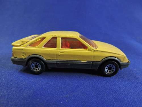 Matchbox  FORD SIERRA     ( Yellow )  Loose model