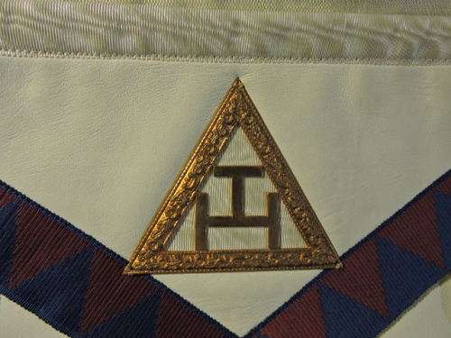 MASONIC Apron Royal Arch companion`s apron with enameled Truple Ta and matching Sash