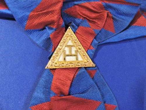 MASONIC Apron Royal Arch companion`s apron with enameled Truple Ta and matching Sash