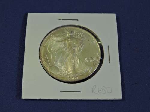 2007 USA LIBERTY 1 oz Fine Silver $1 One Dollar Coin  American Eagle  Like silver Krugerrand.