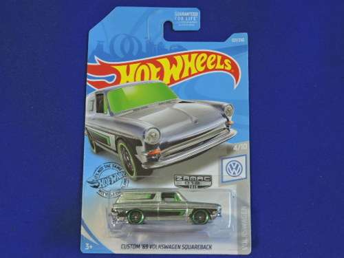Hot Wheels Volkswagen VW Squareback ( ZAMAC ) Long Card