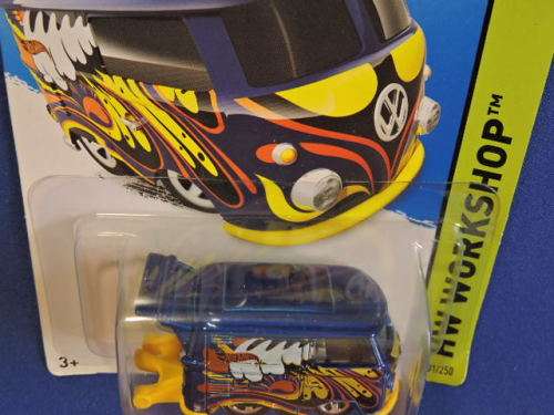Hot Wheels Volkswagen VW Kool Kombi ( Blue Waves ) Long Card