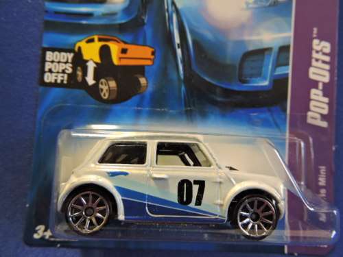 Hot Wheels MORRIS MINI ( White # 7 ) from the POP-OFFs range   Long Card   # MINI MANIA #