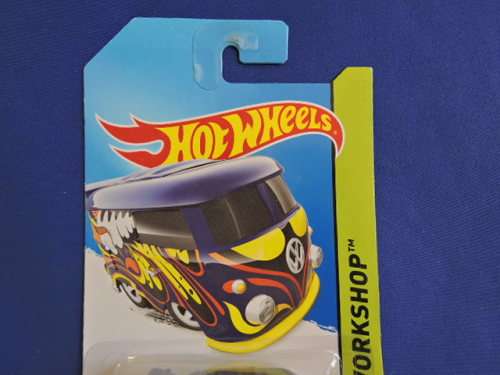 Hot Wheels Volkswagen VW Kool Kombi ( Blue Waves ) Long Card ( Relist for KlarKan )