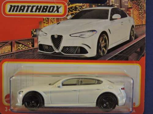 Matchbox ALFA ROMEO Giulia ( White ) Like Hot Wheels