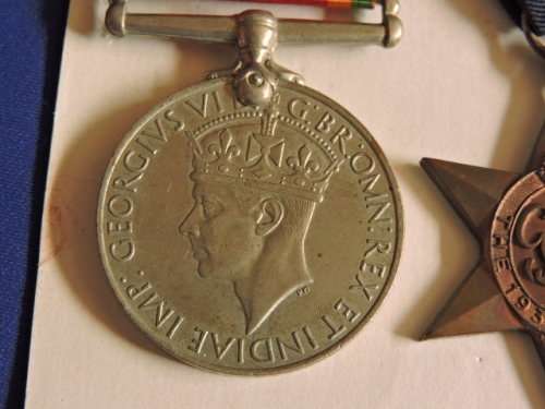 WW2 Medal x3 grouping with certificate issued to J.D Van Rensburg