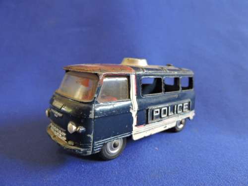 Corgi Toys Commer POLICE van Like Dinky Toys