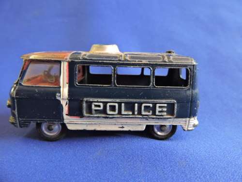 Corgi Toys Commer POLICE van Like Dinky Toys