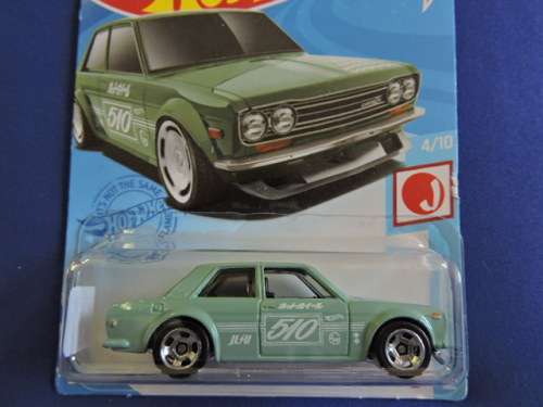 Hot Wheels DATSUN 510 (  Teal ) Like Nissan