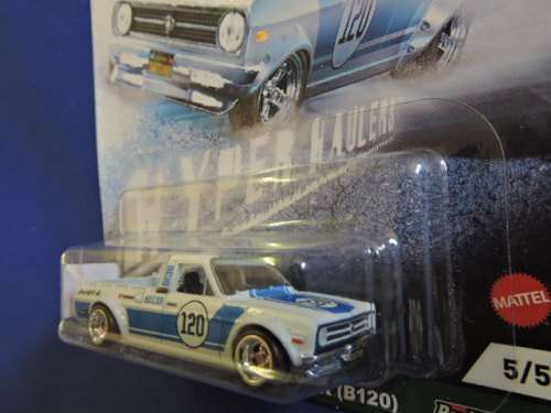 Hot Wheels DATSUN Sunny Truck ( White #120 ) Car Culture full metal with Real Riders Like Nissan