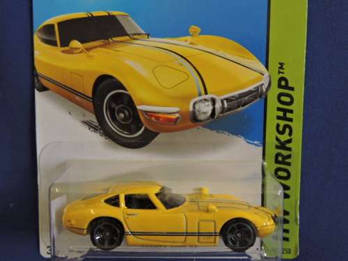 Hot Wheels  TOYOTA 2000 GT ( Yellow )