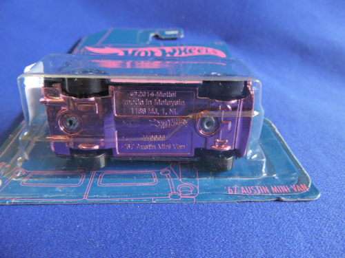 Hot Wheels AUSTIN MINI Van ( Blue & Pink )