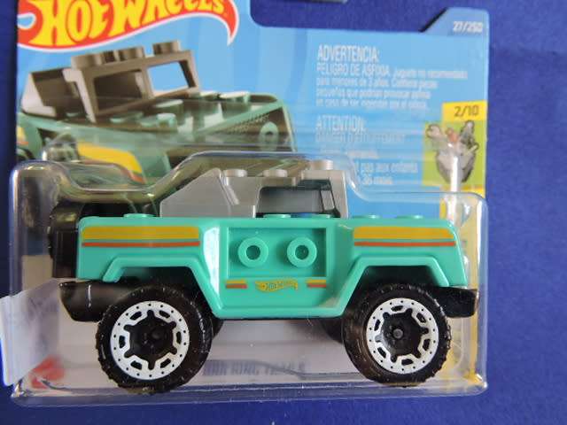 Hot Wheels BRICKING TRAILS  ( LEGO CAR  Teal ) collect them all