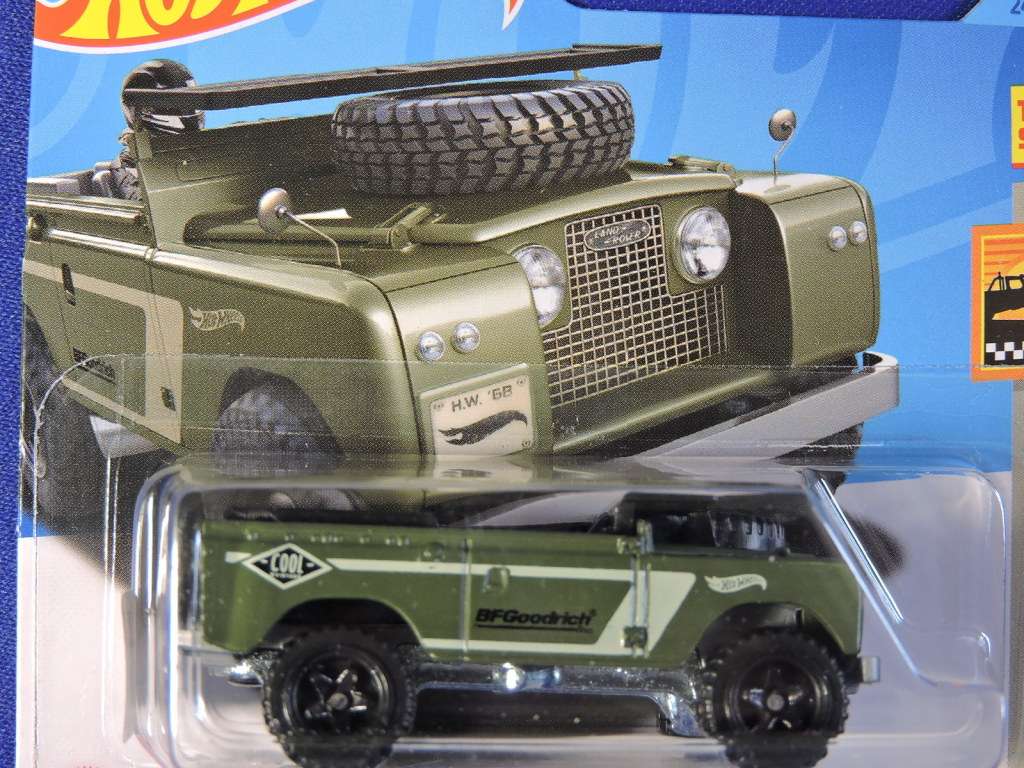 Hot Wheels Land Rover Series 11 ( Green No roof )