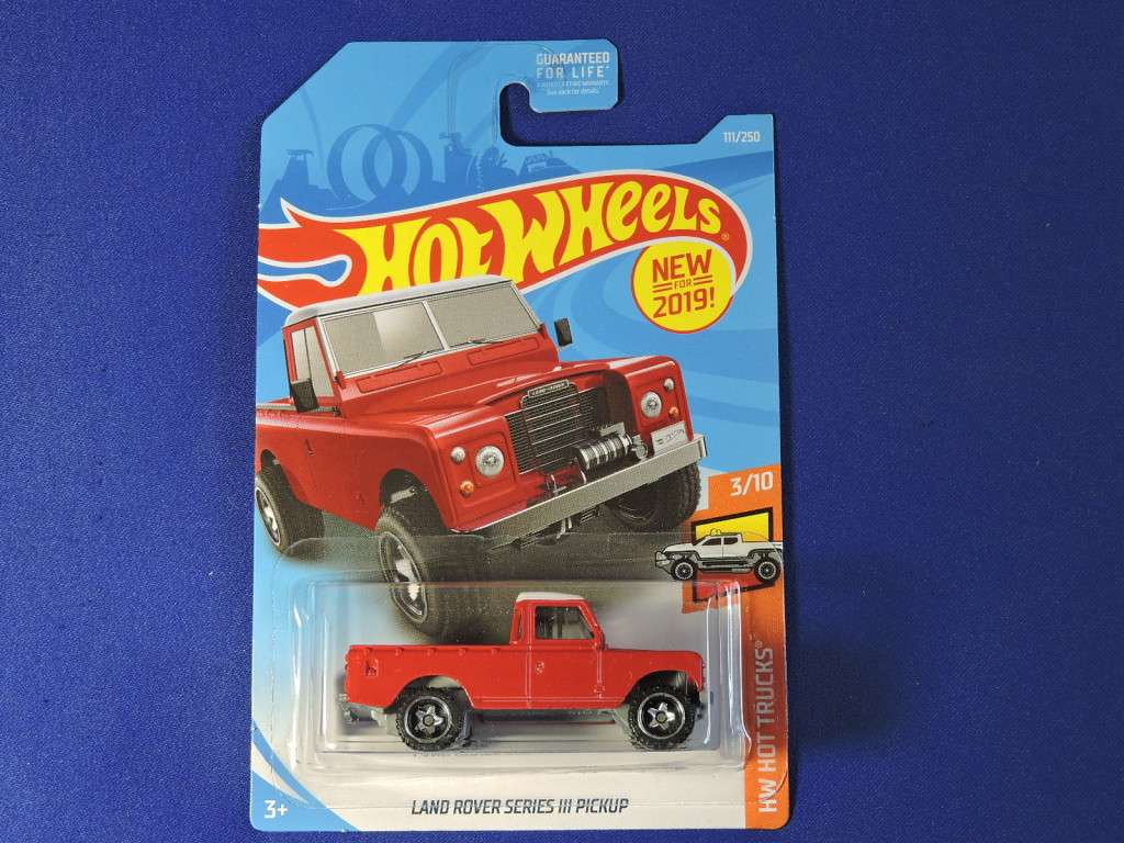 Hot Wheels Land Rover Series 111 Pickup ( Red #3 ) Long Card