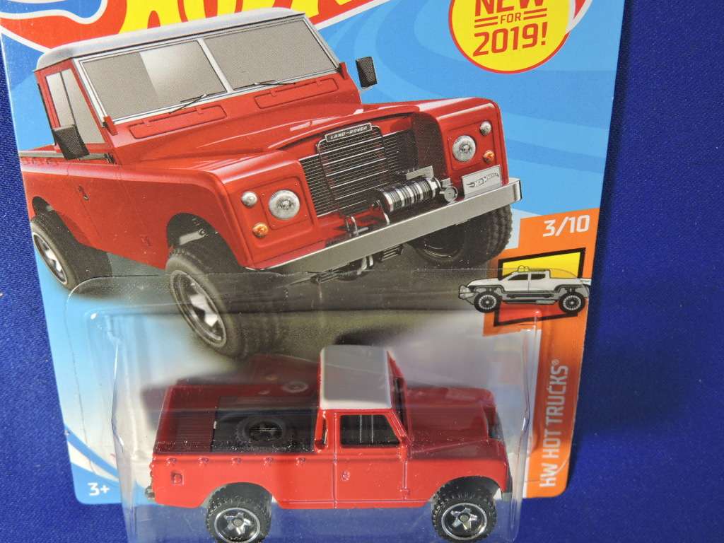Hot Wheels Land Rover Series 111 Pickup ( Red #3 ) Long Card
