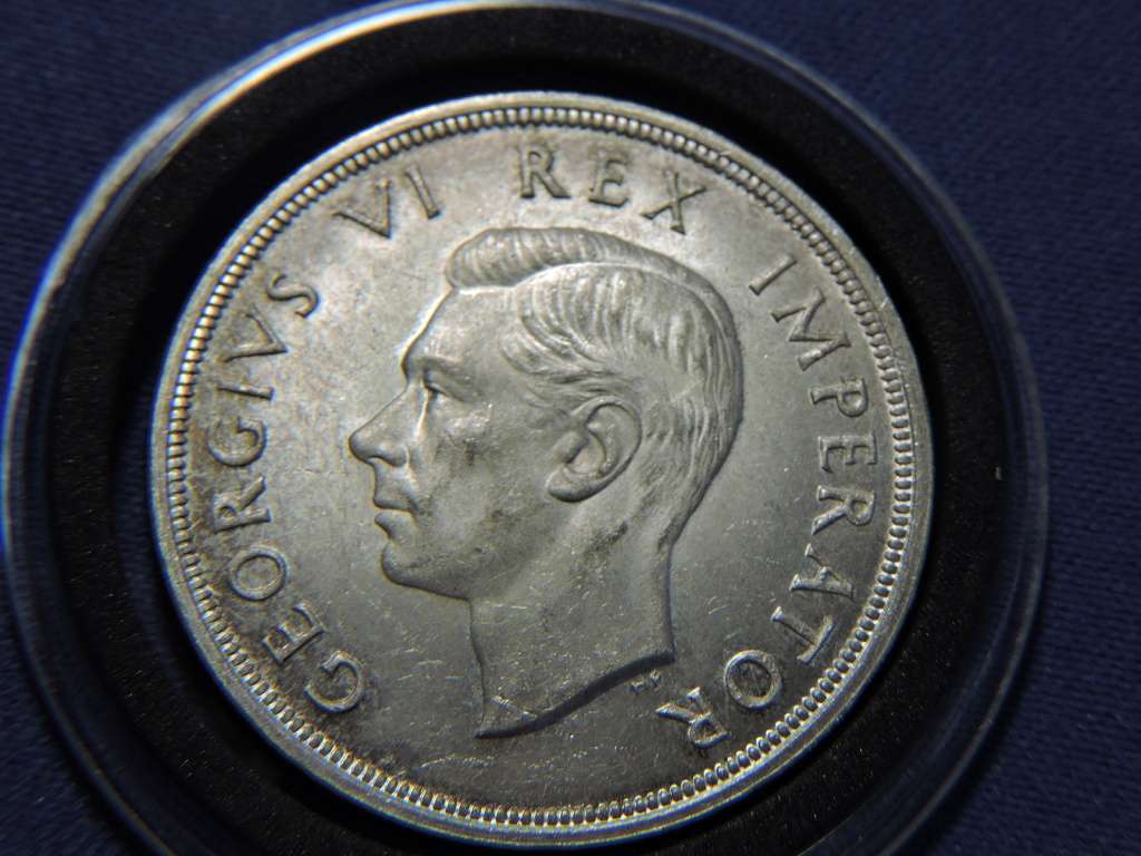 1947 SA Union 5 Shilling Crown Silver coin  First year of issue.