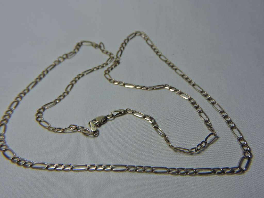 9ct Gold chain  3,9g    # Low starting Bid #