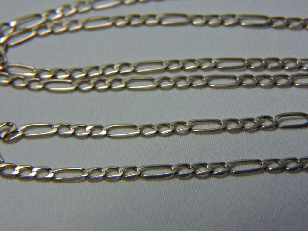 9ct Gold chain  3,9g    # Low starting Bid #