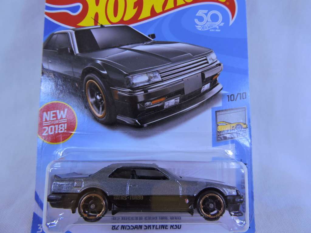 Hot Wheels NISSAN Skyline R30 Turbo ( Silver/Black two tone ) Like Datsun