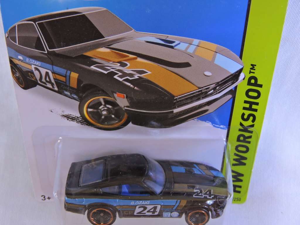 Hot Wheels DATSUN 240 Z ( Black #24 ) Like NISSAN