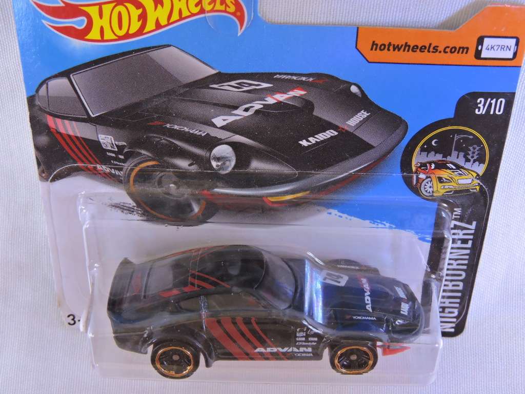 Hot Wheels NISSAN Fairlady Z ( ADVAN  Black ) Like DATSUN
