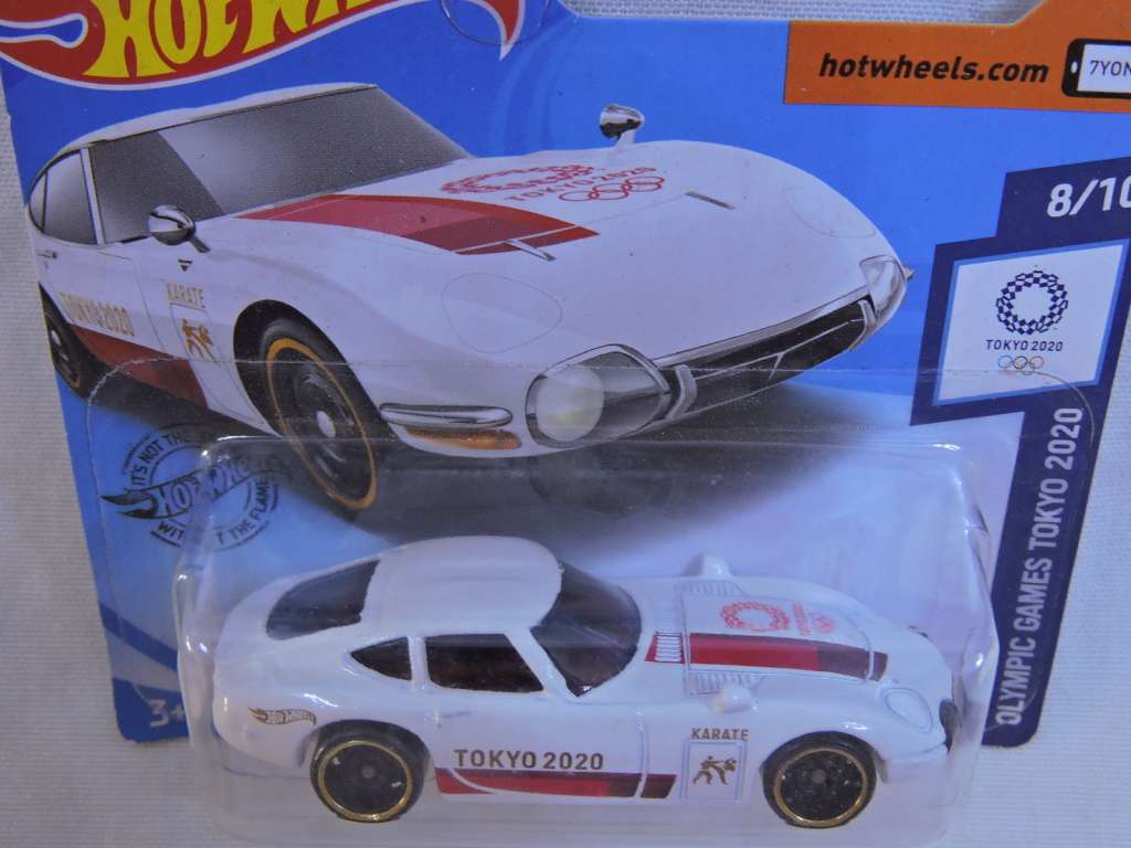 Hot Wheels  TOYOTA 2000 GT ( Tokyo 2020 White ) Olympic Games