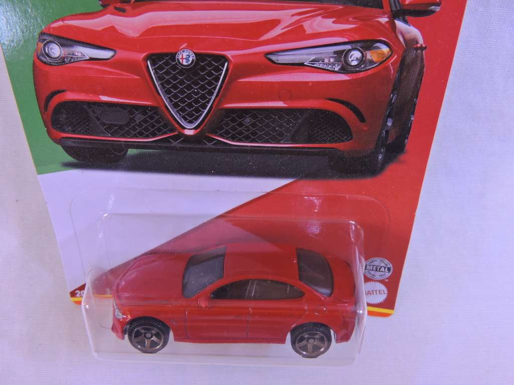 Matchbox Alfa Romeo Giulia  ( Red ) ITALY 6/12  Like Hot Wheels