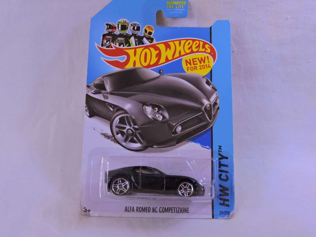 Hot Wheels Alfa Romeo 8C ( Black )