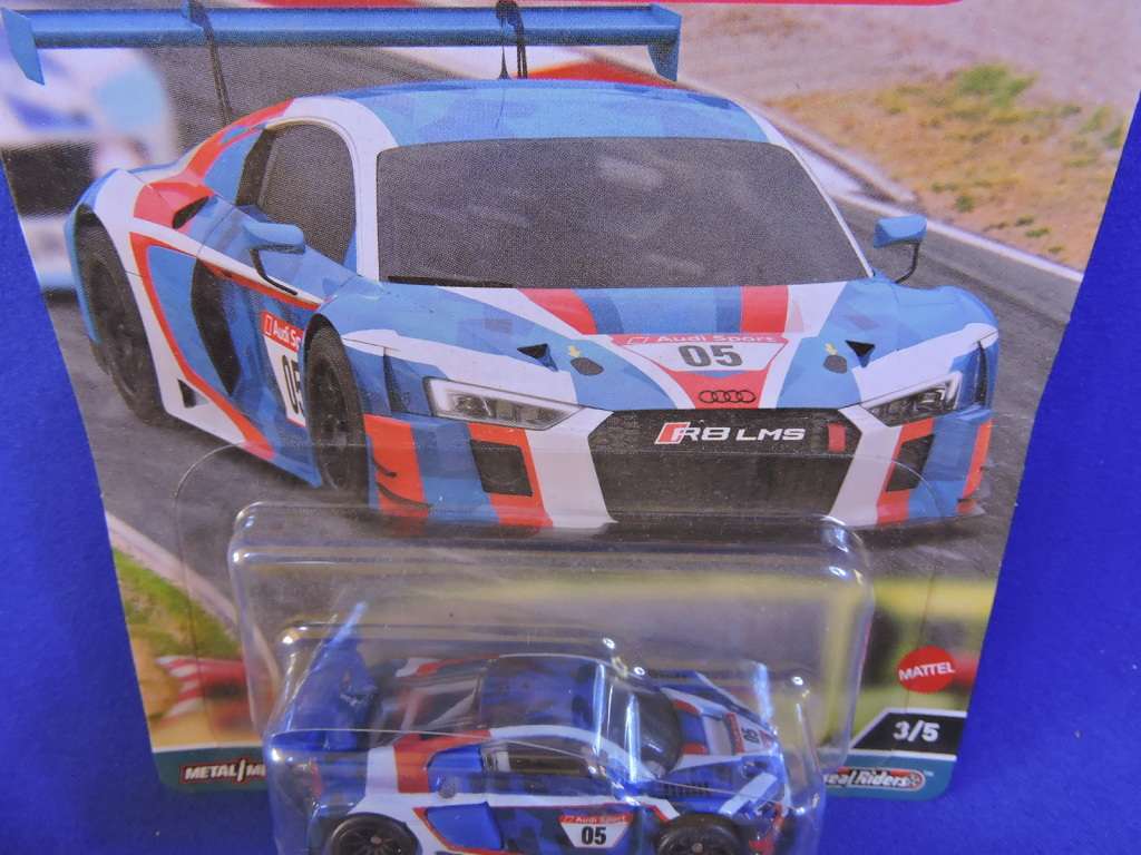Hot Wheels Audi R8 LMS  ( Race Day ) Car Culture Premium