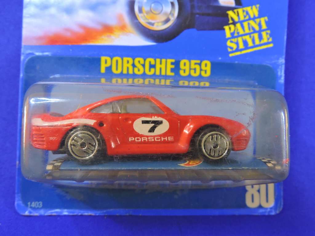 Hot Wheels Porsche 959 ( Red #7 ) C1990  34 Yrs old !!!