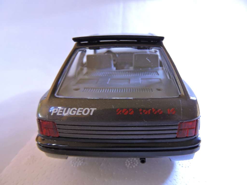 Bburago Peugeot 205 Turbo in Box ( Charcoal ) Rare Model