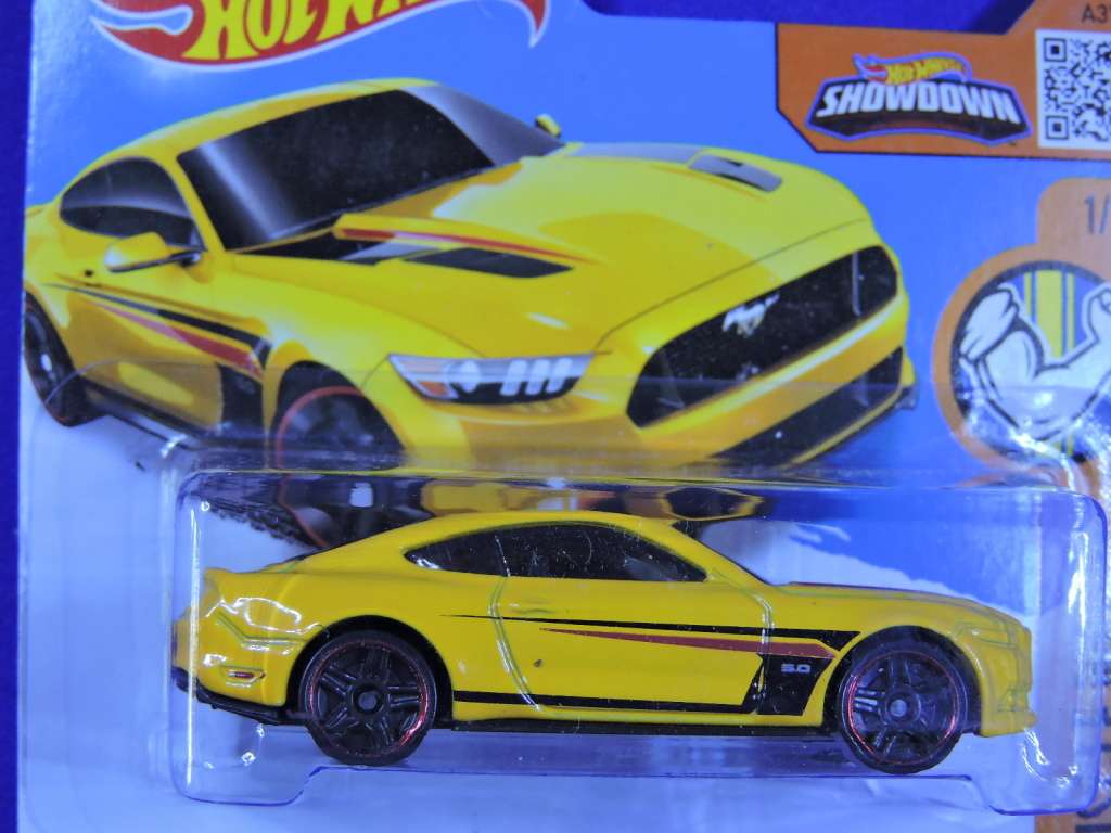 Hot Wheels FORD Mustang GT ( Yellow )
