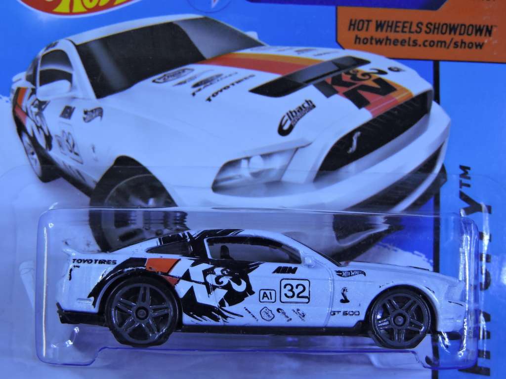 Hot Wheels FORD  Shelby GT 500  ( Blue with Yellow flames )  Like Mustang