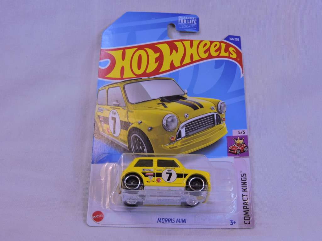 Hot Wheels MORRIS MINI ( Yellow #7 )    ## Treasure Hunt  ##     Long Card