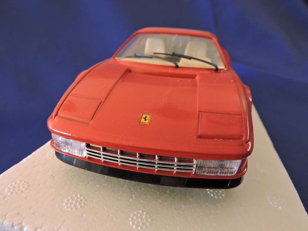 Bburago FERRARI Testarossa ( Red )  1/24