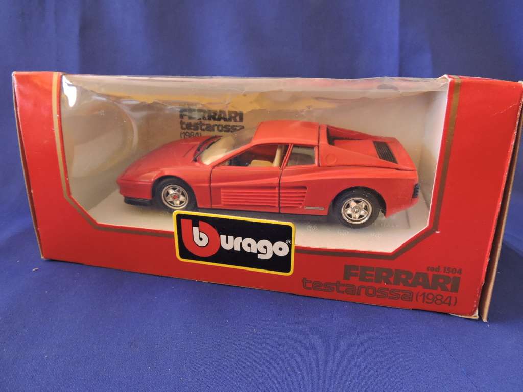 Bburago FERRARI Testarossa ( Red )  1/24