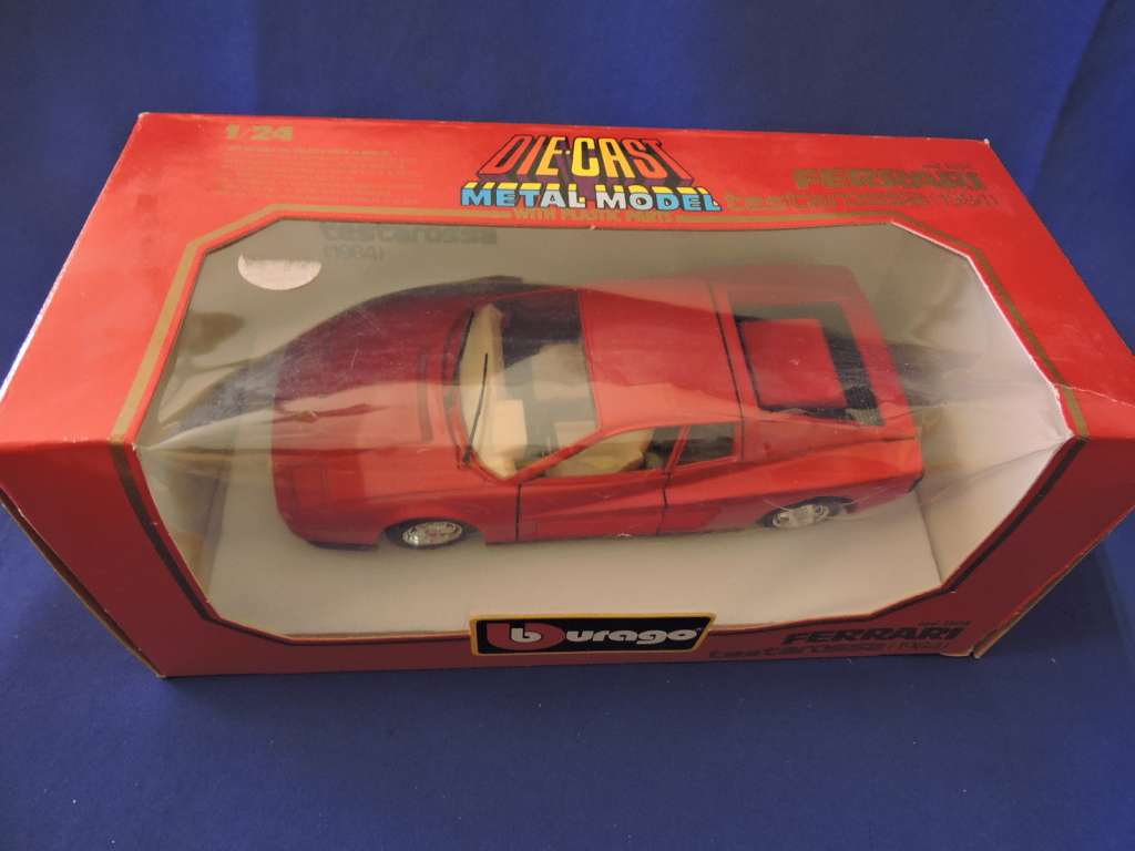 Bburago FERRARI Testarossa ( Red )  1/24