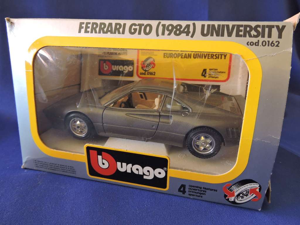 Bburago FERRARI GTO University ( Silver )  1/24