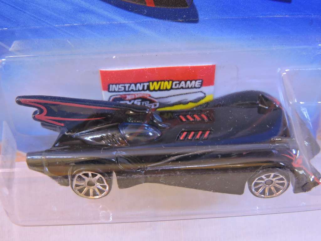 Hot Wheels  BATMOBILE ( Black with bat wing & ears )  Batman