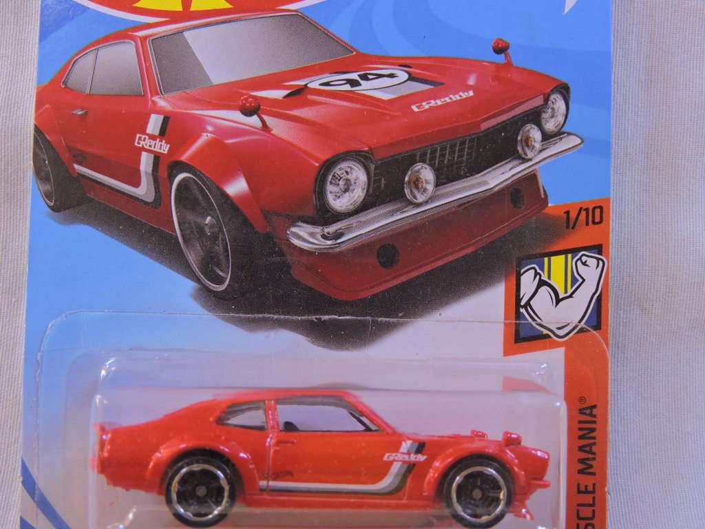 Hot Wheels FORD Maverick ( Red )  Long Card