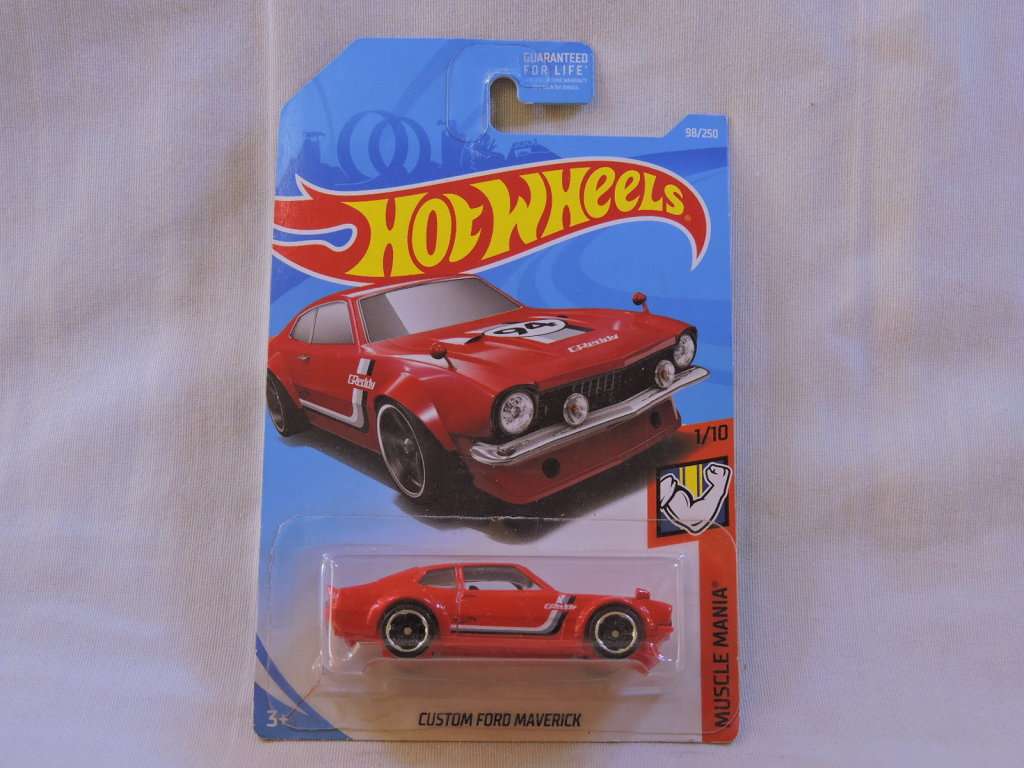 Hot Wheels FORD Maverick ( Red )  Long Card