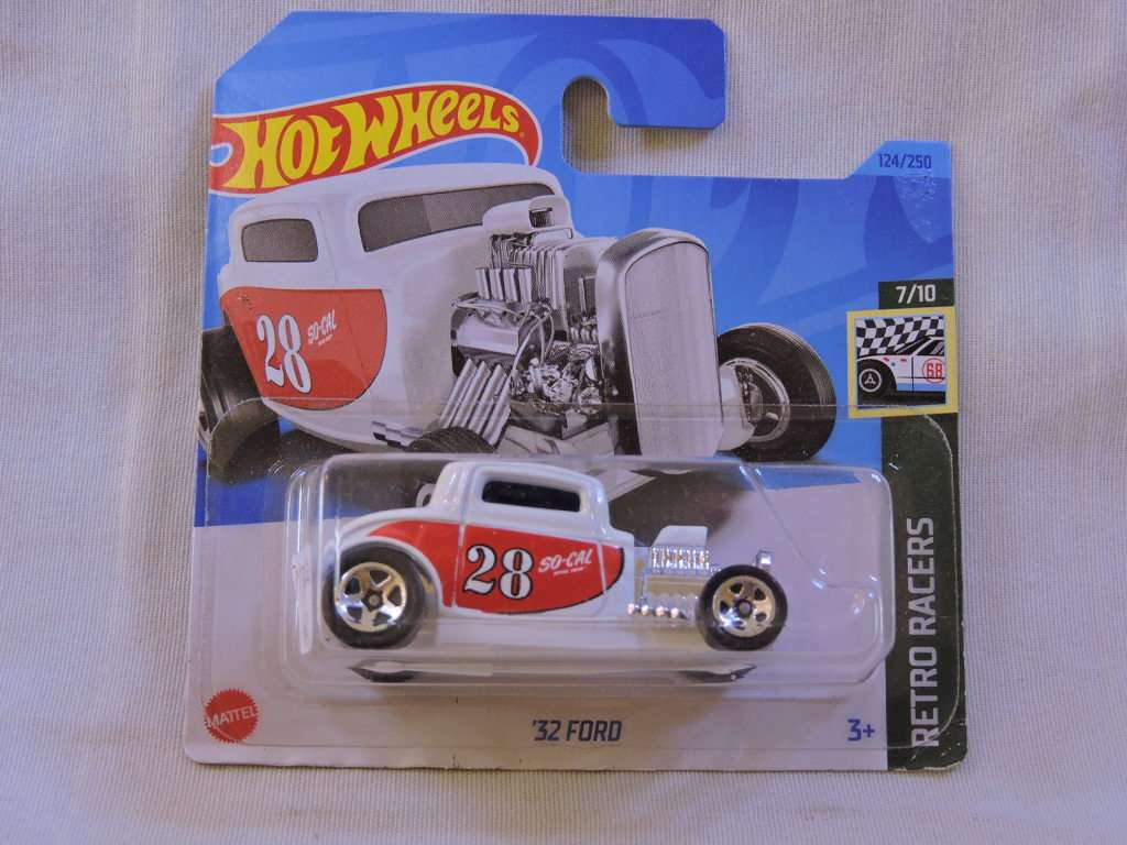 Hot Wheels 32 FORD ( White #28 ) Hot Rod retro Racers
