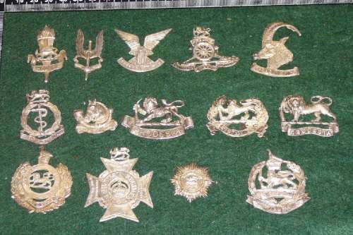 RHODESIAN ARMED FORCES PLAQUE BADGE LOT