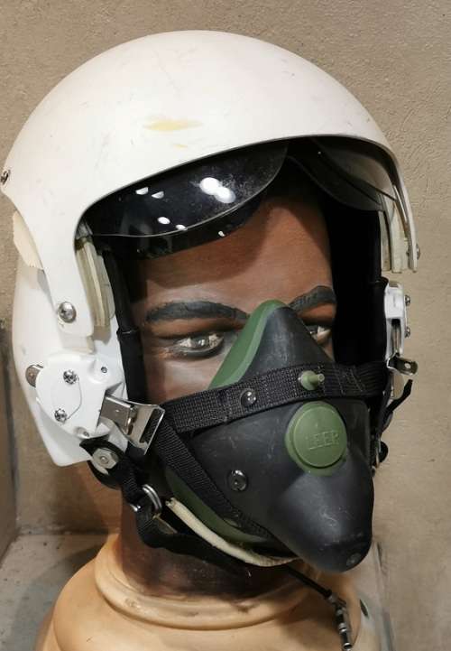 SAAF MIRAGE F1AZ LAFE FIGHTER PILOT HELMET & MASK