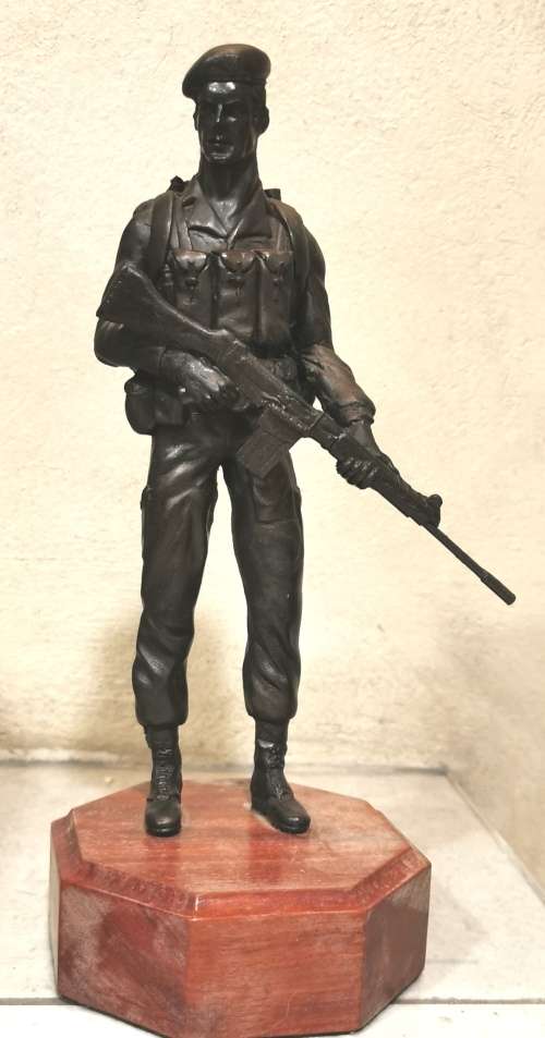 RHODESIAN TROOPIE STATUE