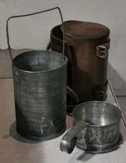 BOER WAR BRITISH CAVALRY OFFICERS MESS TIN