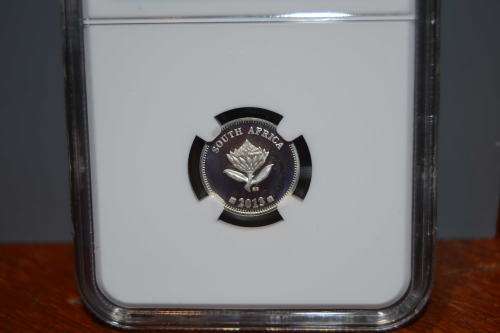 *** ULTRA  RARE 2013 Trains of South Africa - Class 35 ***