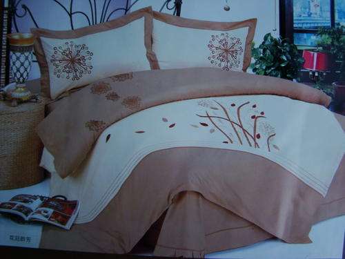 6 PIECE QUEEN SIZE DUVET SET